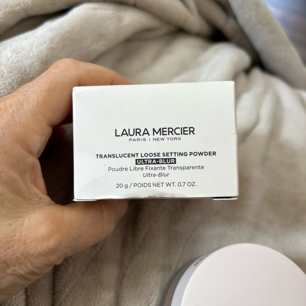 Laura Mercier Translucent Honey Loose Setting Powder Ultra-Blur NIB - Picture 6 of 15